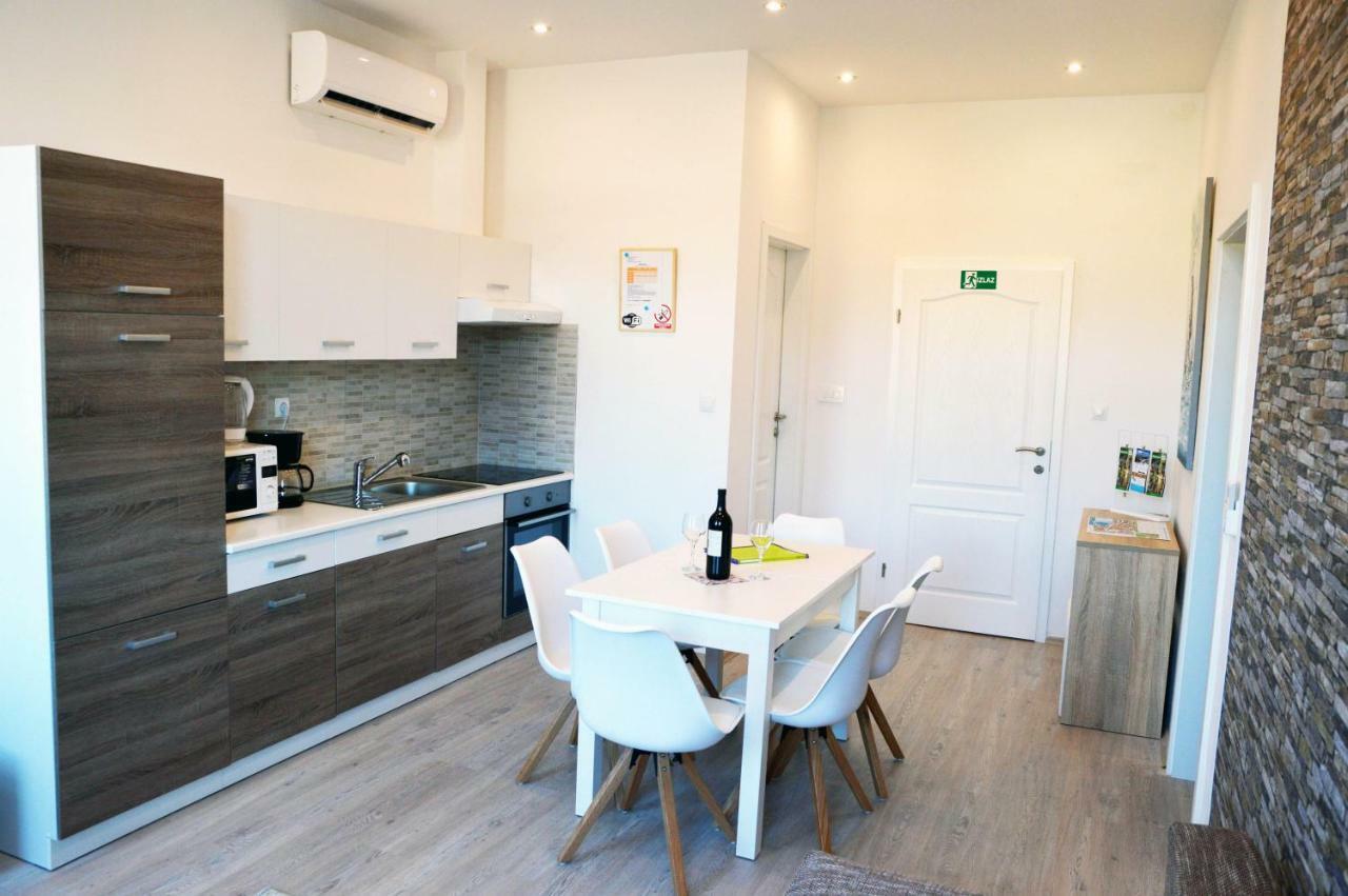 Apartment Budin Adri & Robi Center *